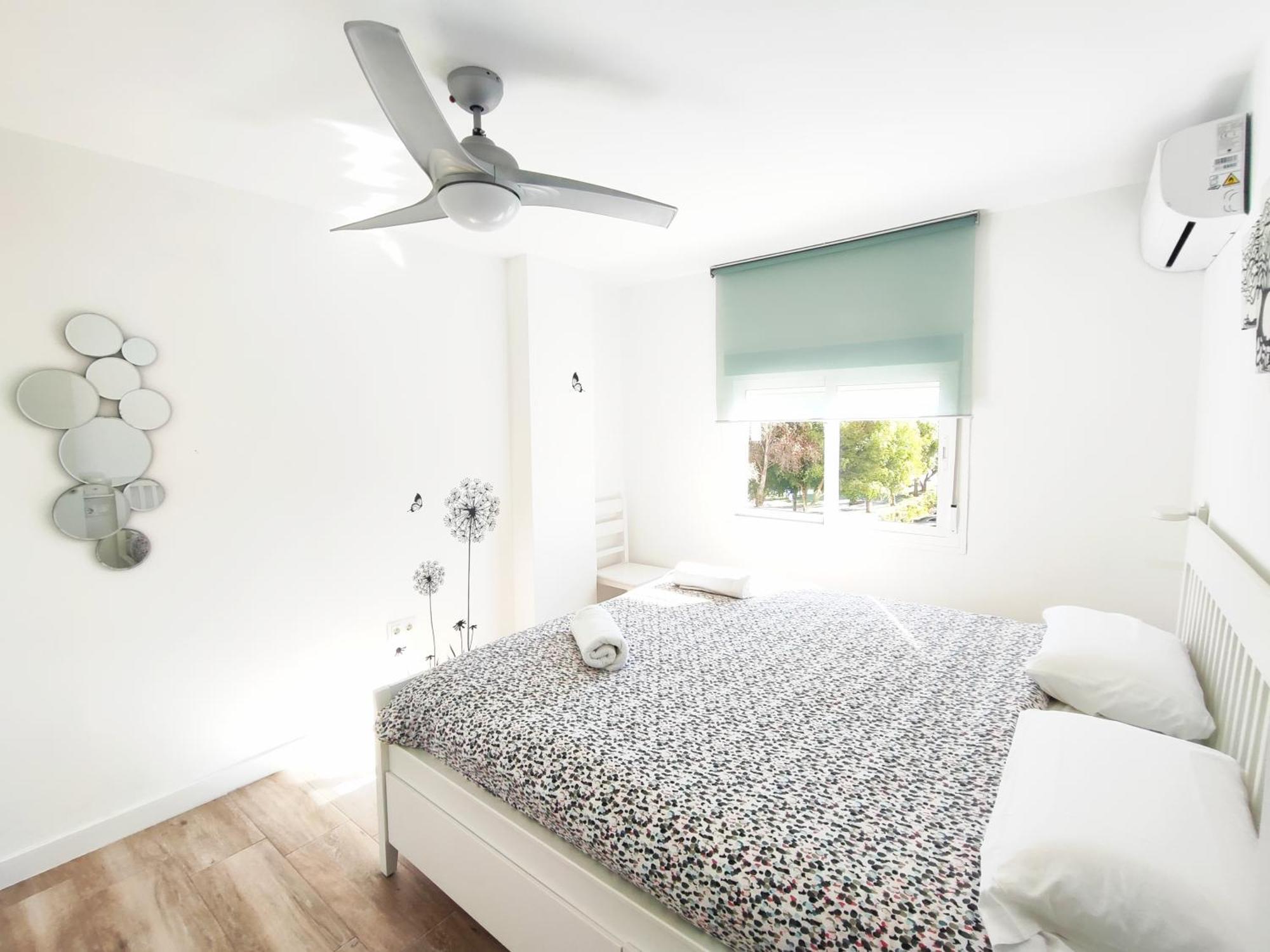 Apartamento Malaga 300 Metros De La Playa Buitenkant foto