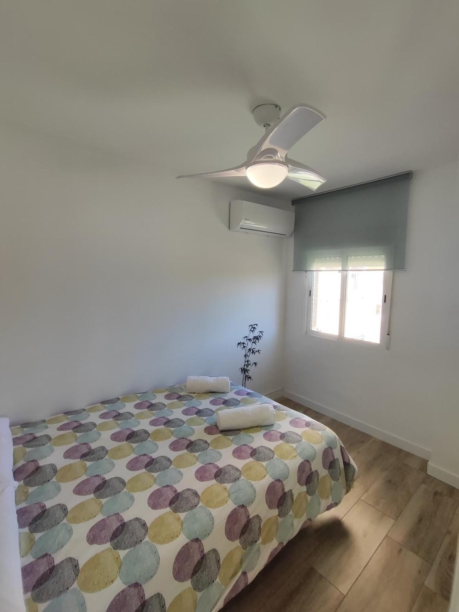 Apartamento Malaga 300 Metros De La Playa Buitenkant foto